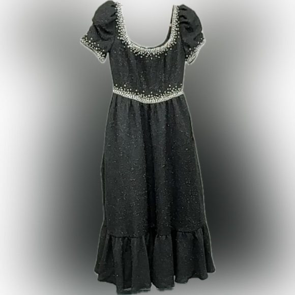 🦄 Mac Duggal Sz 2 Elegant Black Dress with Pearl Accents SAMPLE - Picture 12 of 12